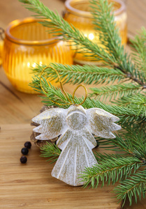 传统圣诞树装饰
