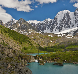 阿尔泰山