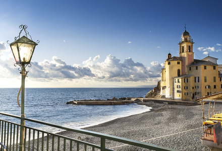 海岸的 camogli