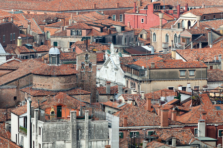 鸟瞰的威尼斯城市从顶部的钟楼在 san marco 广场