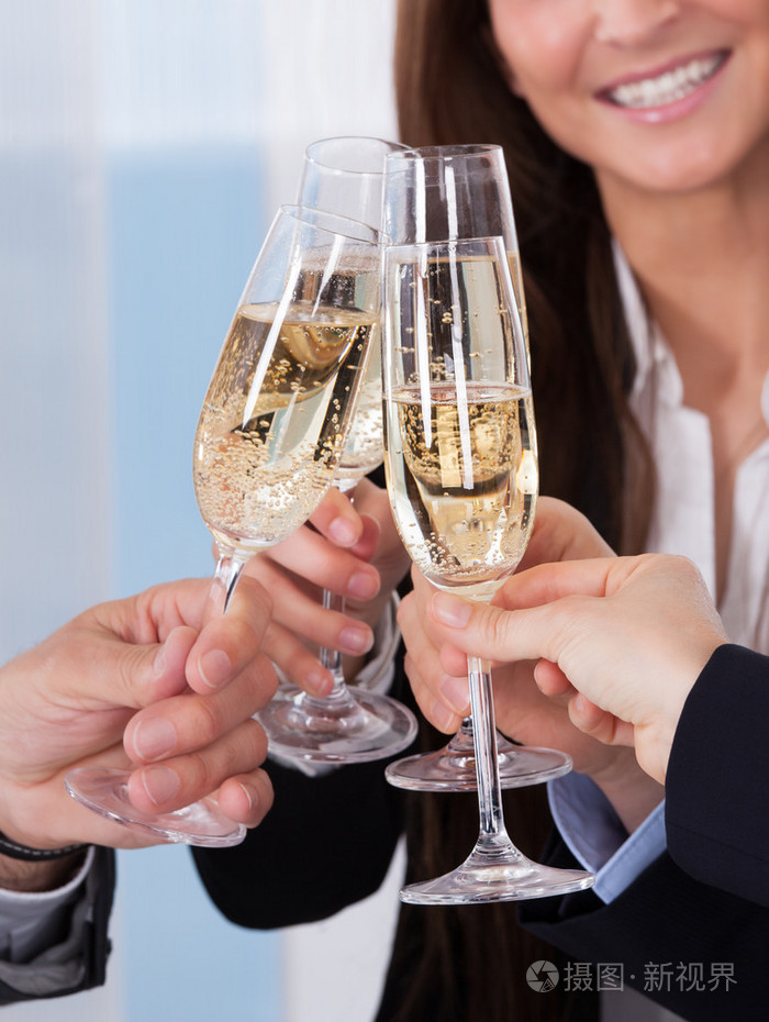 商人敬酒香槟jpg