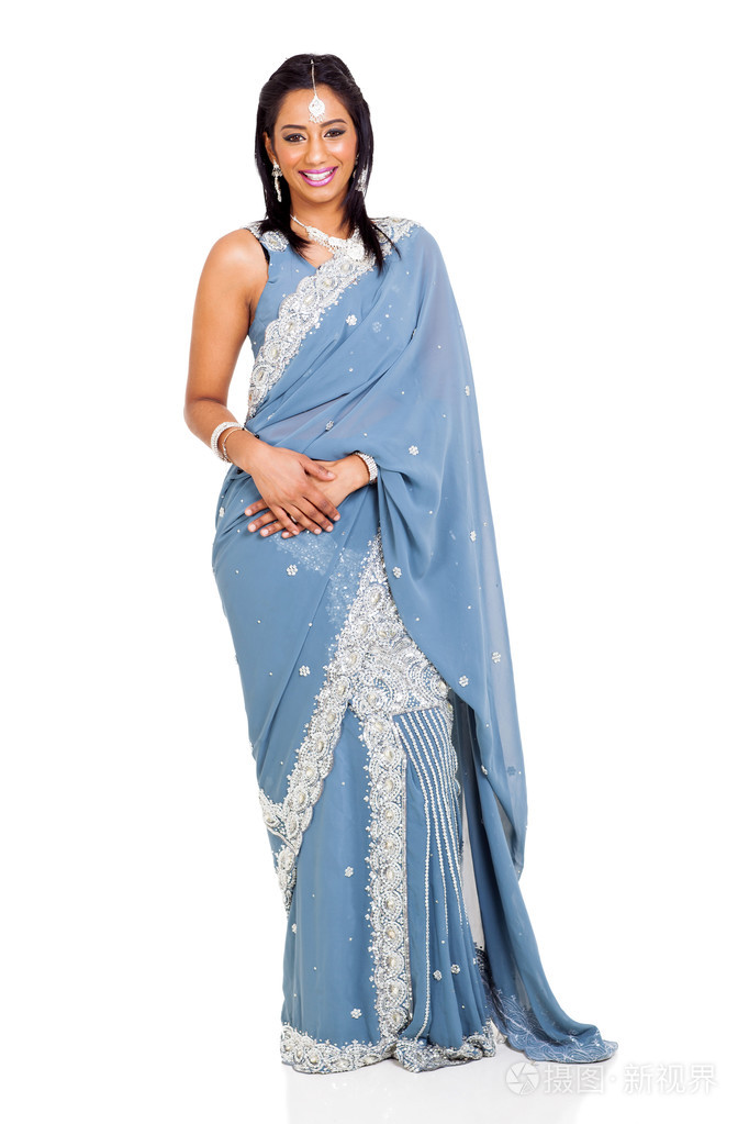 身穿印度传统服饰的美丽女人