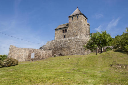 中世纪城堡贝兹津。