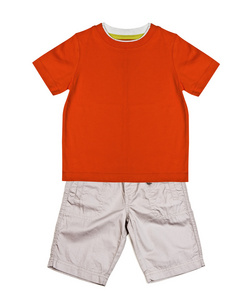 橙色 t 恤和短裤