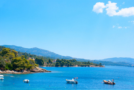 在 chalkidiki 半岛，希腊的美丽海滩