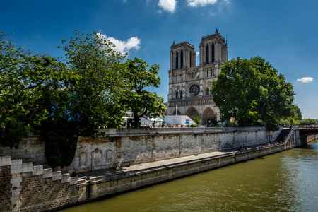 塞纳河河和 notre dame de 巴黎大教堂，巴黎，法国