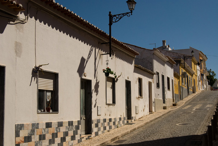 在古镇的维，冒充葡萄牙的旧街