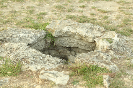 pantikapaion 的古城发掘古代井