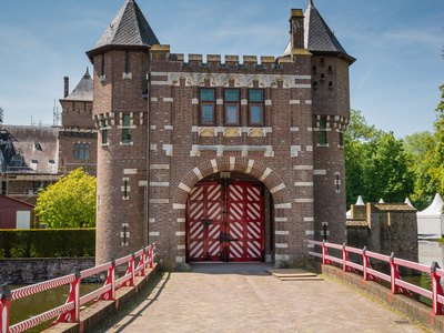 入口门到城堡德哈尔，荷兰