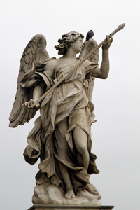 贝尔尼尼的天使雕像