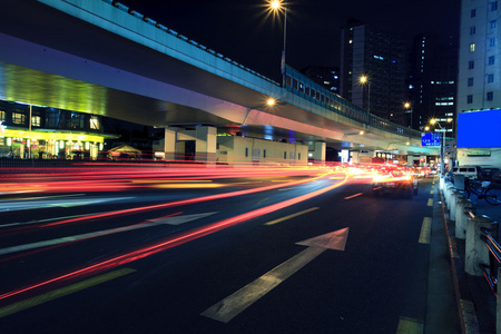 上海市的光线跟踪