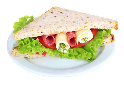好吃的三明治与萨拉米香肠和蔬菜上白板 白底隔离