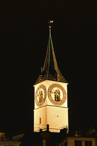 圣伯多禄教堂塔在苏黎世