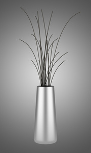 单个铬花瓶与干燥木材隔绝灰色背景