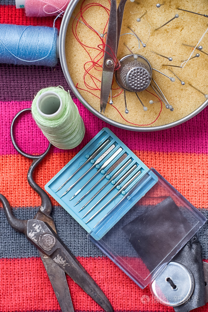 女裁缝针线工具一套