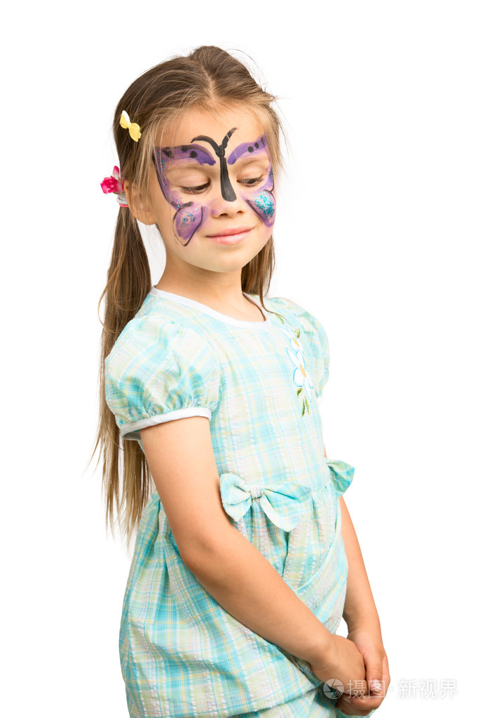 女孩与蝴蝶面部彩绘