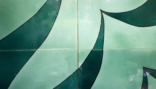 青色和 bottle 绿色图案的装饰墙瓷砖