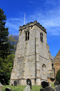 老教堂的钟塔