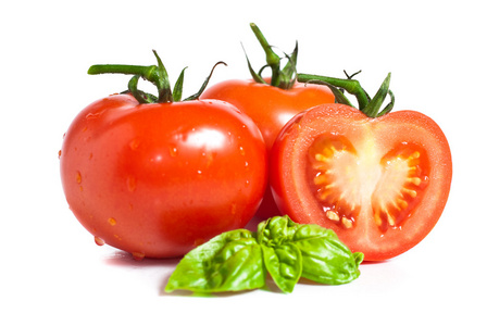 在白色背景上孤立的红番茄蔬菜
