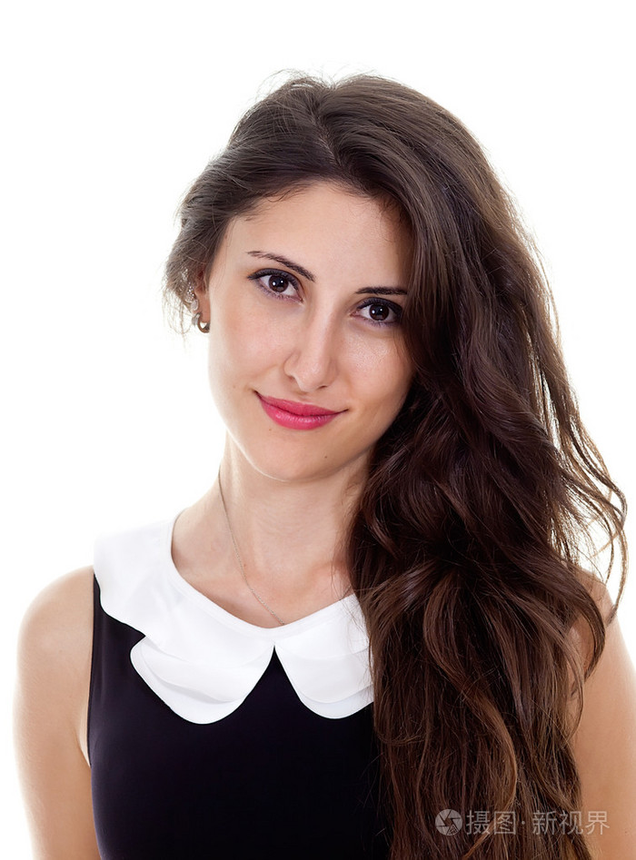 华丽迷人微笑的年轻女性