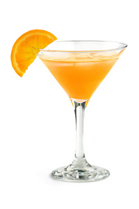 鸡尾酒马提尼杯，孤立在白色背景上的橙色