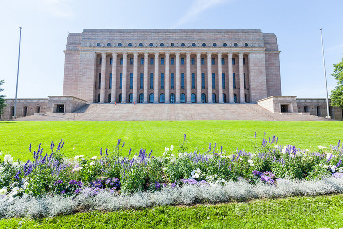 在赫尔辛基芬兰国会大厦