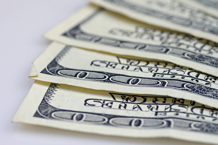 effectivo一百美元的钞票照片