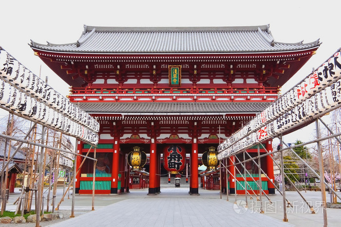 浅草寺在东京，日本