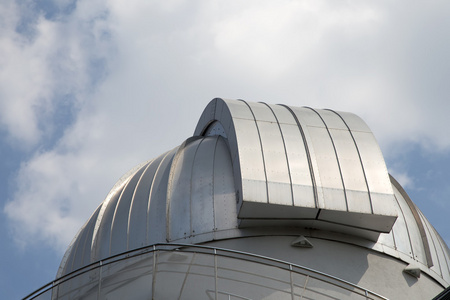 背景下的天空，俄罗斯莫斯科天文馆