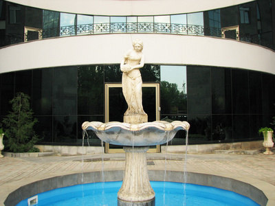 喷泉雕塑图片