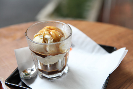 affogato 咖啡冰激凌