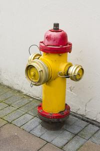 gula och rda brandpost, reykjavik