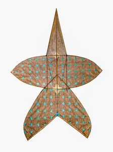 孤立在白色背景上的旧风筝泰式风格照片