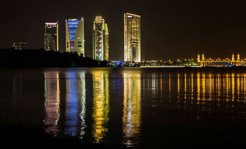 现代建筑夜景