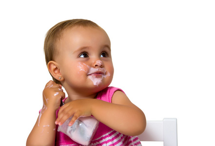 女孩吃酸奶