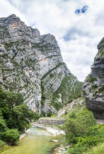 三峡杜韦尔东图片