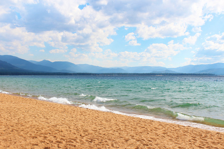 太浩湖海滩