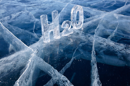 h2车水 h2o 的化学公式照片