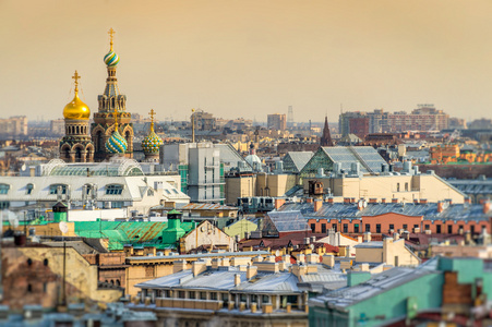 圣彼得斯堡的天际线和血圆顶上救世主大教堂