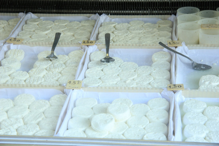 山羊奶酪在普罗旺斯的市场