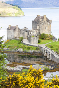 苏格兰尼斯湖 duich 艾琳多南城堡