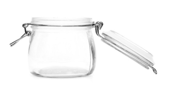 空的玻璃罐上孤立的白色背景