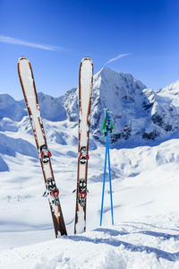 滑雪 冬季运动 冬山意大利阿尔卑斯山滑雪