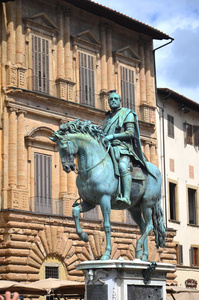 卡斯莫的雕像我在广场上 de medici della 米开朗基罗在佛罗伦萨，意大利