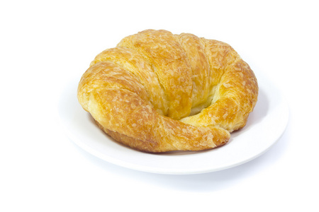 frska och lckra croissant ver vit bakgrund新鲜和美味的羊角面包在白色背景