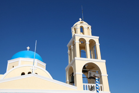 圣托里尼岛上的教堂