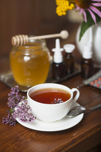 静物从药材 蜂蜜 凉茶和药品