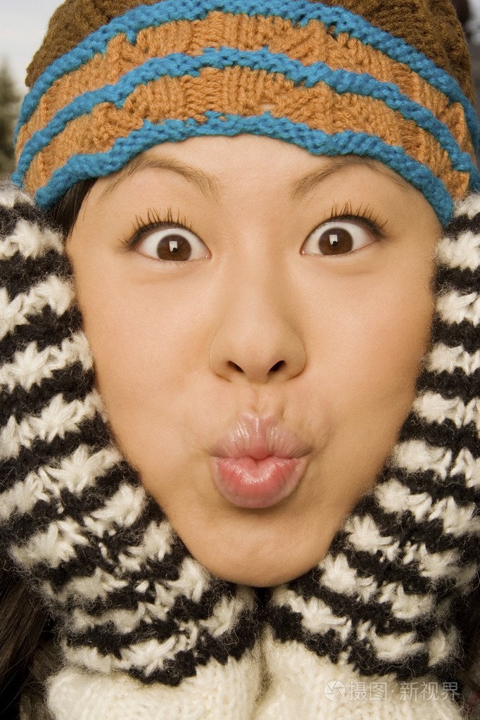 睁大眼睛准备好一个吻