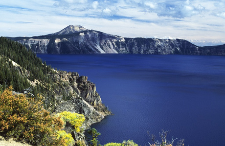 火山口湖国家公园。美国俄勒冈州，美国。火山口湖