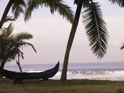 独木舟上海滩，阿拉伯海，喀拉拉邦，印度